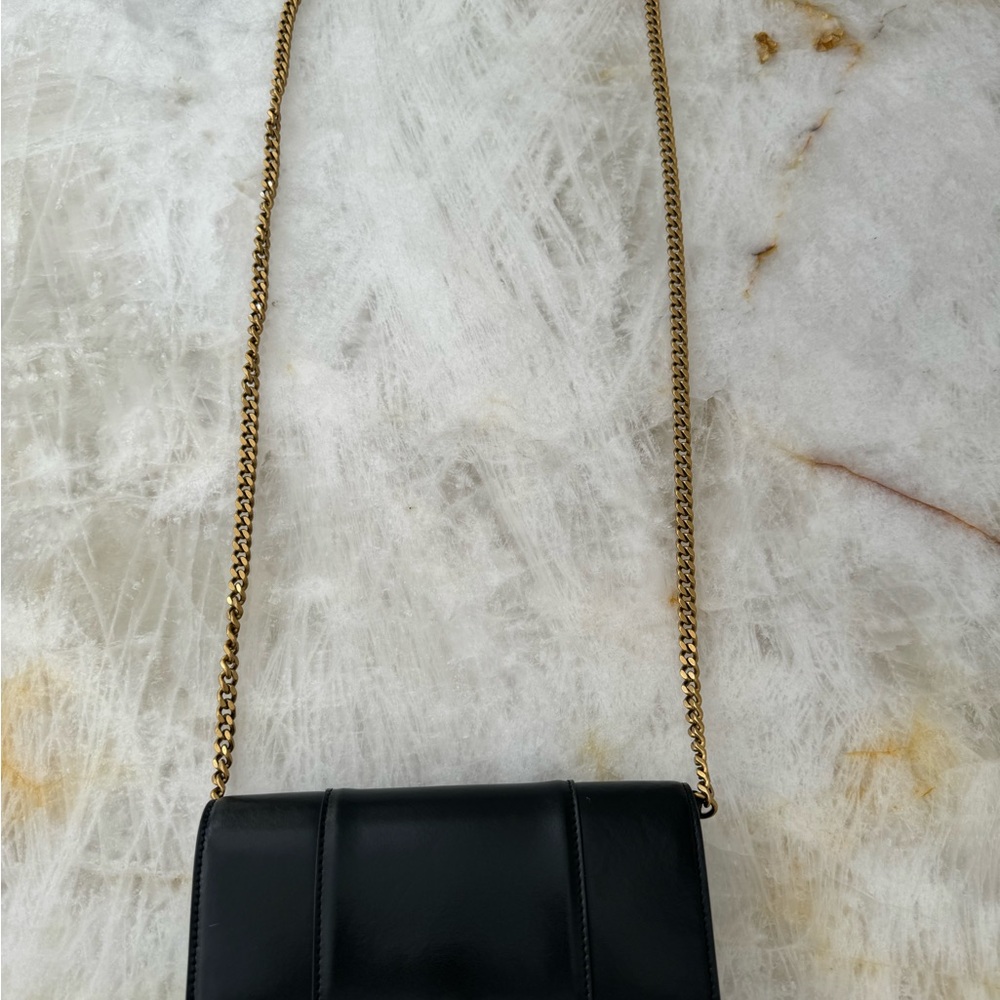 Balenciaga Wallet on Chain - Picture 2 of 5